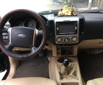 Ford Everest 2.5L 4x2 MT 2007 - Gia đình cần bán xe Ford Everest 2.5L 4x2 MT đời 2007, màu đen