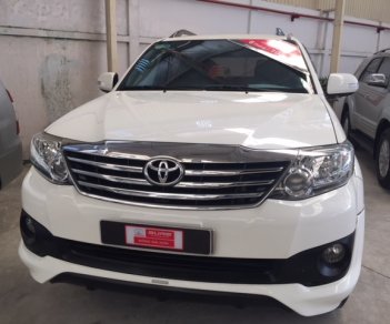 Toyota Fortuner 2014 - Bán xe Fortuner TRD, màu trắng, máy xăng 2014