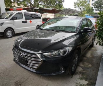 Hyundai Elantra 2018 - Bán xe giao ngay- Cần thanh lý Elantra 2.0 AT đen huyền bí - Khuyến mãi lên đến 90tr- LH: 0978656301