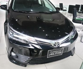 Toyota Corolla altis 2.0V AT 2018 - Cần bán Toyota Corolla altis 2.0V AT sản xuất năm 2018, màu đen