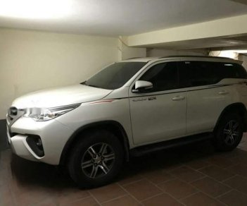 Toyota Fortuner 2017 - Chính chủ bán Toyota Fortuner năm sản xuất 2017, màu trắng, xe nhập