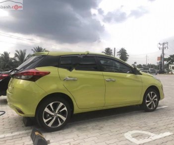 Toyota Yaris 1.5G 2018 - Bán Toyota Yaris 1.5G năm sản xuất 2018, màu vàng, nhập khẩu nguyên chiếc 