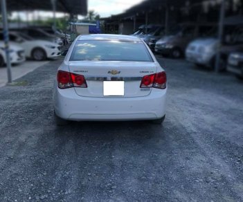 Chevrolet Cruze LT 2014 - Cần bán gấp xe Chevrolet Cruze 2014 trắng, xe bản LT