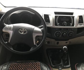 Toyota Hilux 2015 - Bán ô tô Toyota Hilux đời 2015