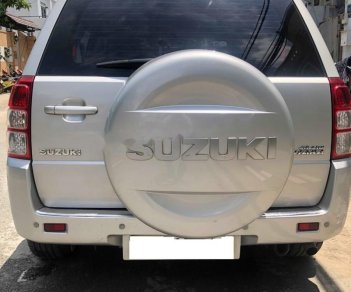 Suzuki Grand vitara 2.0 AT 2011 - Bán xe Suzuki Grand vitara 2.0 AT năm 2011, màu bạc, nhập khẩu  
