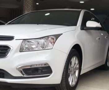 Chevrolet Cruze  LT 2018 - Cần bán Chevrolet Cruze LT sản xuất năm 2018, màu trắng, đẹp như mới