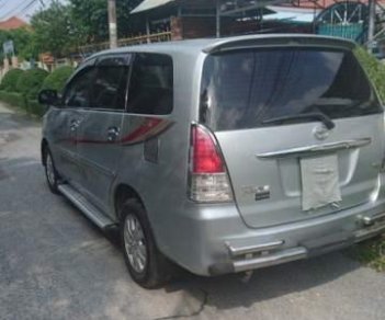 Toyota Innova   2.0G 2011 - Bán lại xe Toyota Innova 2.0G sản xuất 2011, màu bạc, giá tốt