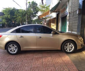 Chevrolet Cruze  LT  2015 - Gia đình bán Chevrolet Cruze LT năm sản xuất 2015, màu vàng