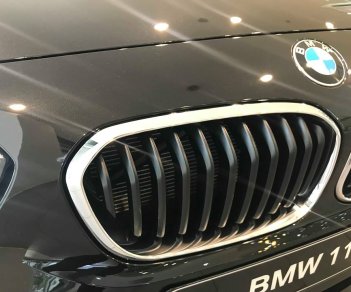 BMW 1 Series 118i  2018 - Bán BMW 1 Series sản xuất năm 2018, màu đen, nhập khẩu, giao xe ngay
