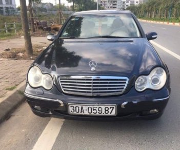 Mercedes-Benz C class  C180 2003 - Bán Mercedes C180 năm 2003, màu đen còn mới, giá chỉ 215 triệu