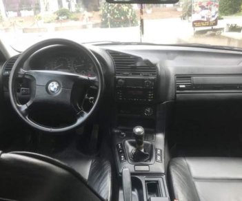 BMW 3 Series   320i 1998 - Bán BMV 320i máy 2.0 đời 1998, đi 10 vạn, số sàn, xe còn zin cả xe, tên tư nhân từ đầu