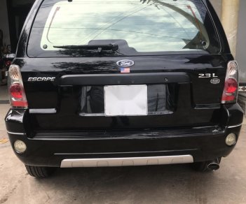 Ford Escape 2005 - Cần bán lại xe Ford Escape đời 2005, màu đen  