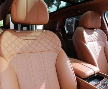 Bentley Bentayga First Edition 2016 - Bentley Bentayga First Edition, model 2016, màu bạc, nhập khẩu nguyên chiếc