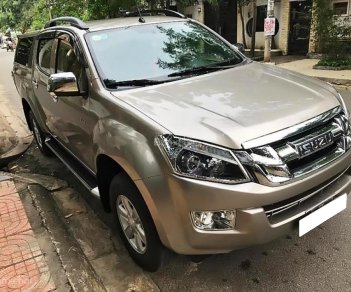 Isuzu Dmax 2017 - Cần tiền bán xe Dmax 3/2017, số tự động, máy dầu, màu vàng cát