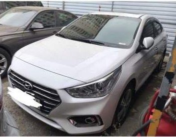 Hyundai Accent  1.4   2018 - Cần bán xe Hyundai Accent 1.4 2018, màu trắng xe gia đình