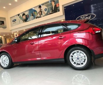 Ford Focus 1.5 Ecoboost 2018 - Ford An Đô bán Focus 1.5 Ecoboost Trend 2018, giá tốt nhất VBB, hỗ trợ trả góp cao, LH 0974286009