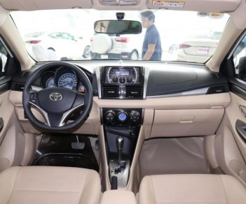 Toyota Vios G 1.5AT 2017 - Bán xe Toyota Vios G đời 2017, màu trắng, 559 triệu biển TP