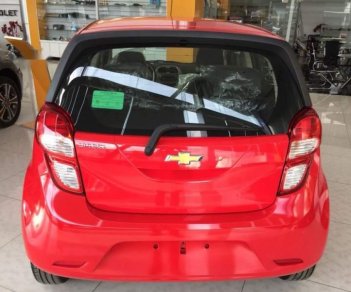 Chevrolet Spark 2018 - Bán xe Chevrolet Spark đời 2018, màu đỏ, giá chỉ 299 triệu
