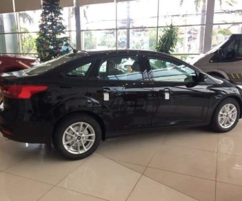 Ford Focus  Trend 1.5 Ecoboost AT  2018 - Cần bán xe Ford Focus Trend 1.5 Ecoboost AT đời 2018, màu đen