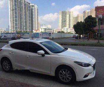 Mazda 3   1.5AT   2018 - Bán gấp xe Mazda 3 1.5AT đời 2018, màu trắng như mới, giá tốt