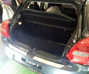 Suzuki Swift GLX 1.2 AT 2018 - Bán Suzuki Swift GLX 1.2 AT đời 2018, màu xám, nhập khẩu