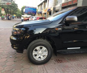 Ford Ranger XLS 2.2L 4x2 AT 2018 - Bán Ford Ranger XLS 2.2L 4x2 AT sản xuất năm 2018, màu đen, nhập khẩu nguyên chiếc