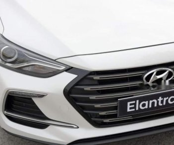 Hyundai Elantra 1.6 AT 2018 - Bán Hyundai Elantra năm sản xuất 2018
