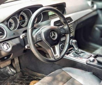 Mercedes-Benz C class  C200  2014 - Cần bán lại xe Mercedes C200 sản xuất năm 2014, 860 triệu
