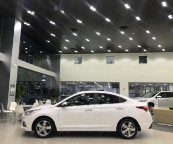 Hyundai Accent  1.4AT  2018 - Bán ô tô Hyundai Accent 1.4AT năm 2018, xe hoàn toàn mới