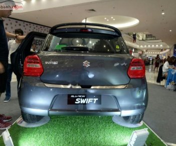 Suzuki Swift GLX 1.2 AT 2018 - Bán Suzuki Swift GLX 1.2 AT đời 2018, màu xám, nhập khẩu