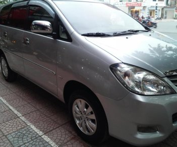 Toyota Innova G 2011 - Bán xe Toyota Innova G màu ghi bạc số sàn, SX cuối 2011, BS 29A