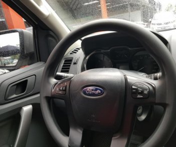 Ford Ranger XLS 2.2AT 2016 - Bán Ford Ranger XLS 2.2AT đời 2016, nhập khẩu nguyên chiếc