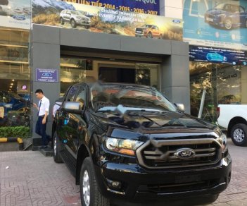 Ford Ranger XLS 2.2L 4x2 AT 2018 - Bán Ford Ranger XLS 2.2L 4x2 AT sản xuất năm 2018, màu đen, nhập khẩu nguyên chiếc