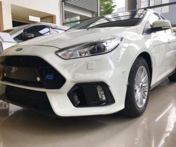 Ford Focus 2018 - Cần bán xe Ford Focus sản xuất 2018, màu trắng, nhập khẩu nguyên chiếc