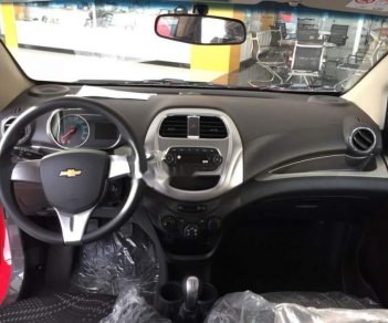 Chevrolet Spark 2018 - Bán xe Chevrolet Spark đời 2018, màu đỏ, giá chỉ 299 triệu