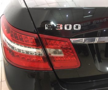 Mercedes-Benz E class E300 AMG 2011 - Chính chủ cần bán xe Mercedes E300 AMG 2011