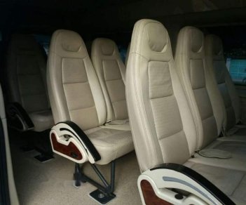 Ford Transit   SLX Luxury 2014 - Bán Ford Transit SLX Luxury đời 2014, màu bạc xe gia đình giá cạnh tranh