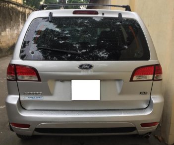 Ford Escape AT 2011 - Bán xe Ford Escape sản xuất 2011 màu bạc, giá tốt