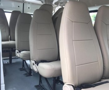 Ford Transit Mid 2018 - Transit 2018, combo quà tặng hộp đen - lót sàn gỗ - bọc trần 5D