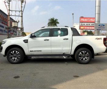 Ford Ranger Wildtrak 3.2L 4x4 AT 2016 - Bán Ford Ranger Wildtrak 3.2L 4x4 AT năm 2016, màu trắng, nhập khẩu nguyên chiếc số tự động, giá 760tr