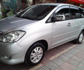 Toyota Innova G 2011 - Bán xe Toyota Innova G màu ghi bạc số sàn, SX cuối 2011, BS 29A