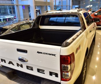 Ford Ranger  Wildtrak 2.0L Bi-Turbo 4x4 1.0AT 2018 - Bán Ford Ranger 2 cầu Biturbo đời 2018, màu trắng, nhập khẩu
