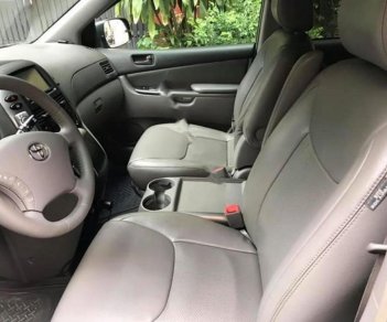 Toyota Sienna LE 3.5 2007 - Bán gấp Toyota Sienna LE 3.5 2007, màu bạc, nhập khẩu