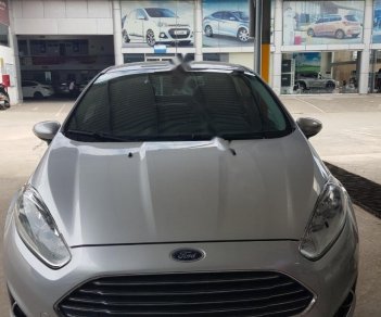 Ford Fiesta Titanium 1.5 AT 2015 - Bán xe Ford Fiesta Titanium 1.5 AT sản xuất năm 2015, màu bạc, số tự động 