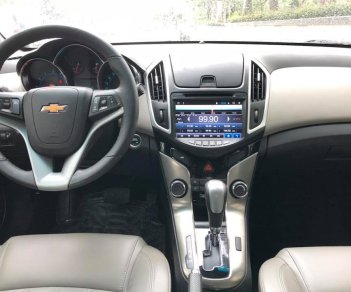 Chevrolet Cruze LTZ 1.8 2017 - Bán gấp Chevrolet Cruze LTZ 2017 màu đỏ, xe đẹp không thể tả