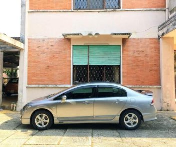 Honda Civic 2010 - Chính chủ bán Honda Civic đời 2010, màu xám số tự động