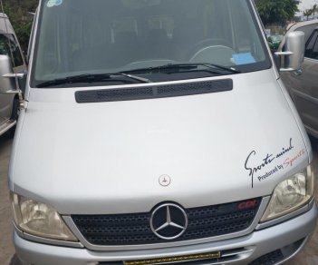 Mercedes-Benz Sprinter 2004 - Cần bán gấp Mercedes Sprinter sản xuất năm 2004, màu bạc, nhập khẩu nguyên chiếc, giá chỉ 209 triệu