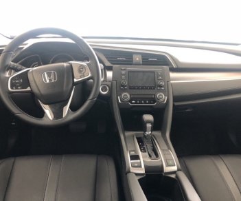 Honda Civic 1.8 2018 - Bán Honda Civic New 2018 KM hấp hẫn từ Honda Oto Phước Thành, giá tốt, giao ngay. Liên hệ Mr Tuấn 0909886112