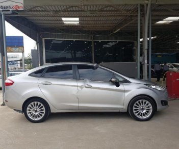 Ford Fiesta Titanium 1.5 AT 2015 - Bán xe Ford Fiesta Titanium 1.5 AT sản xuất năm 2015, màu bạc, số tự động 