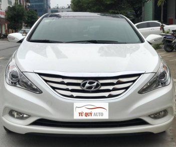 Hyundai Sonata 2.0AT 2012 - Bán Hyundai Sonata 2.0AT năm 2012, màu trắng, xe nhập